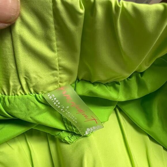 7 Piece Bundle Lot of Women’s Athletic Tops and Bottoms Great Brands Size Small - Picture 5 of 15